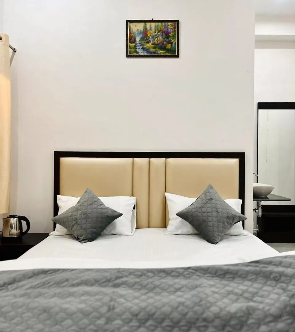 Dhaneshwari Luxury Homestay 바라나시